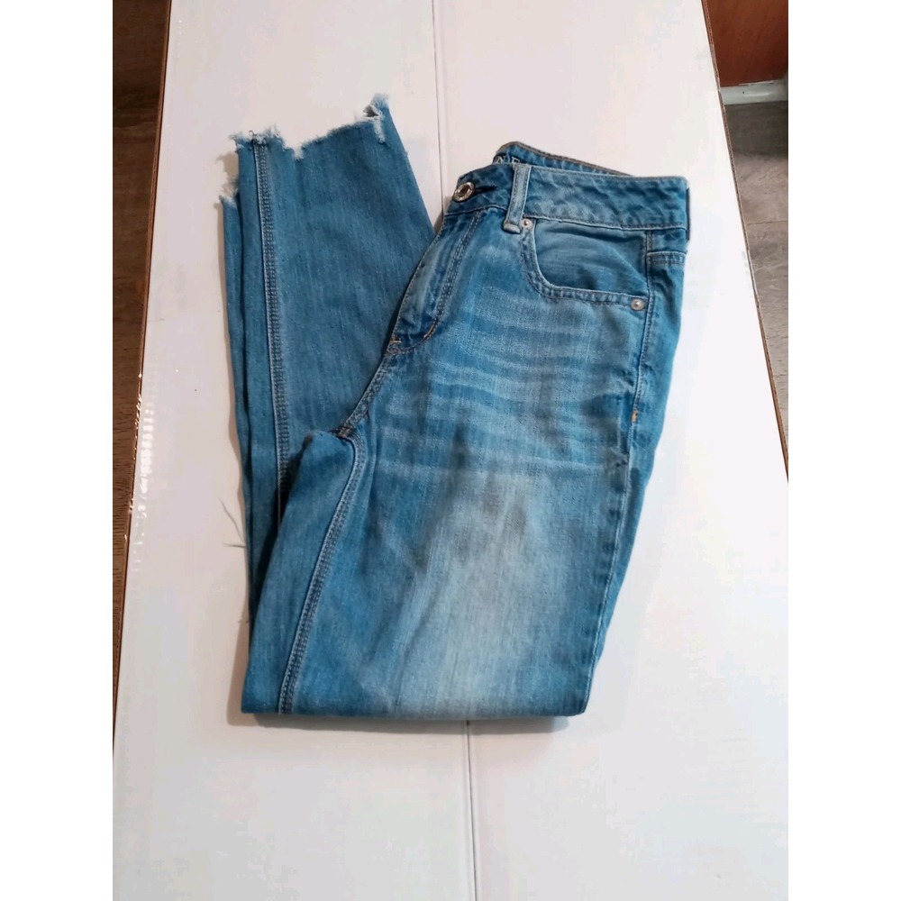 American Eagle High Rise Tomgirl Ripped Blown Out Jeans Size 0. 26X25 Grunge Y2K - Picture 5 of 16